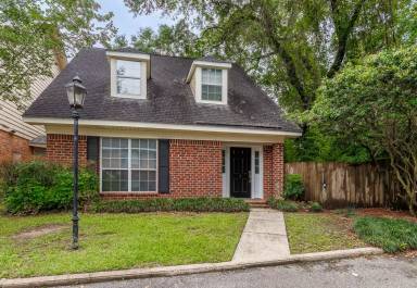 Main picture of 6401 Cedar Bend Ct