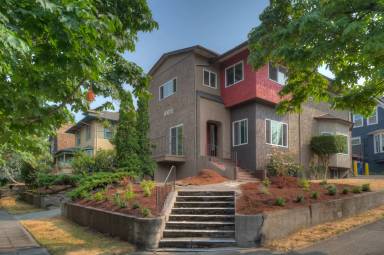 Main picture of 802 15th Ave