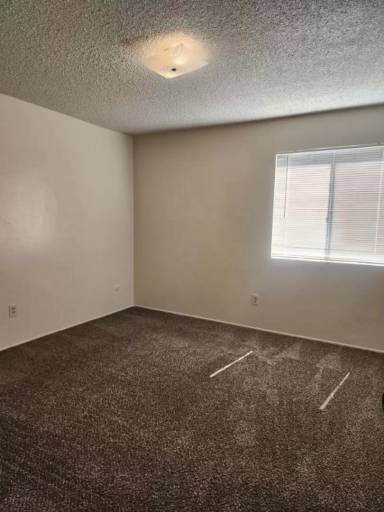 Main picture of 2600 Ashe Rd