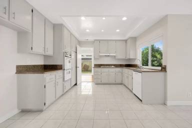 Main picture of 115 N Avenida Cordoba