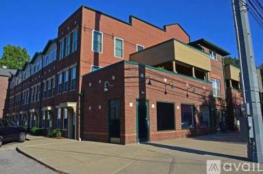 Main picture of 941 Baxter Ave