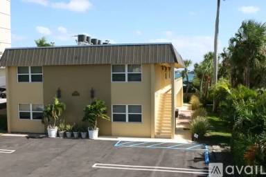 Main picture of 5500 N Flagler Dr