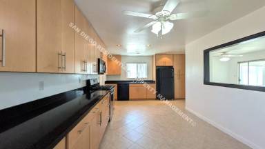 Main picture of 7050 Arillo St