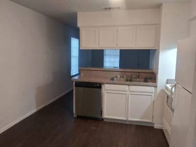 Main picture of 113 Pine Meadow Dr. - B