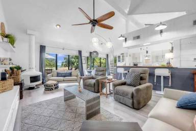 Main picture of 104 Horseshoe Bay Blvd