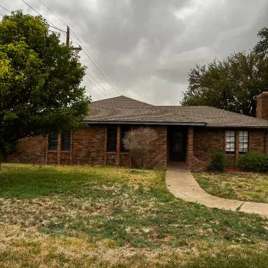 Main picture of 8014 Hoving Pl