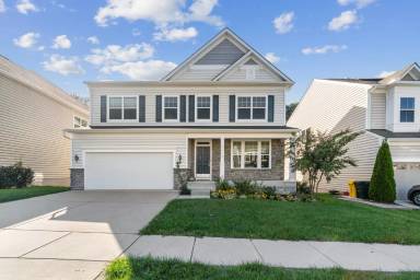 Main picture of 7924 Meridian Dr