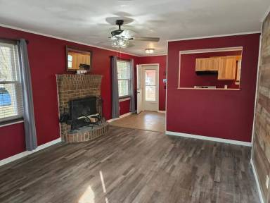 Main picture of 64 Tanbark Ct