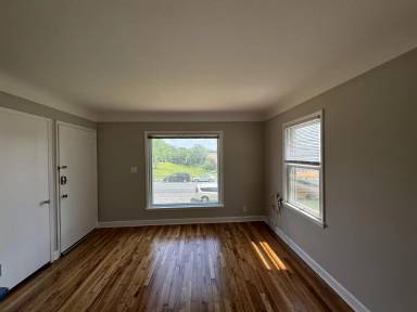 Main picture of 5820 Nicollet Ave