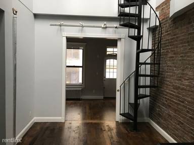 Main picture of 208 E 25th St