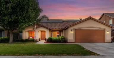 Main picture of 9014 Lincoln Center Ct