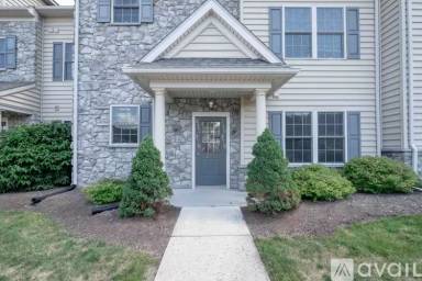 Main picture of 196 Hampden Dr