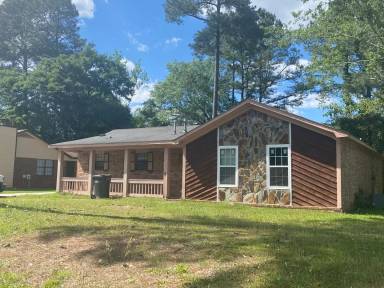 Main picture of 2105 Vail Dr