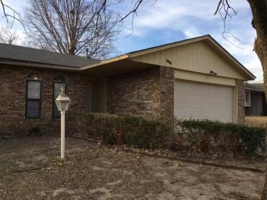 Main picture of 1708 S 6th St