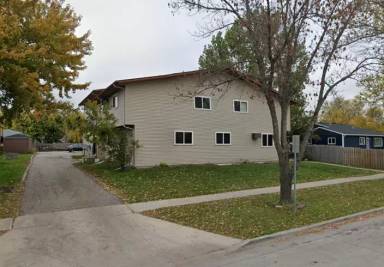 Main picture of 1460 32nd St S
