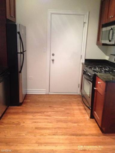 Main picture of 3808 N Sheffield Ave