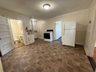 Main picture of 325 Cumberland St