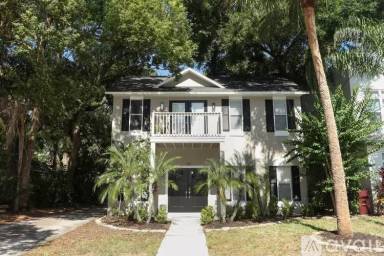Main picture of 728 Seminole Ave