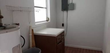 Main picture of 11 Oak Knoll St