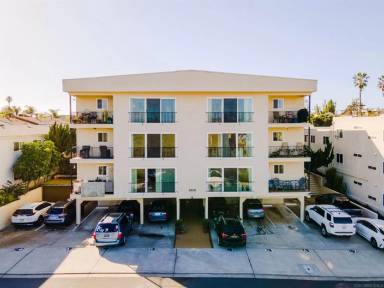 Main picture of 4088 Crown Point Dr