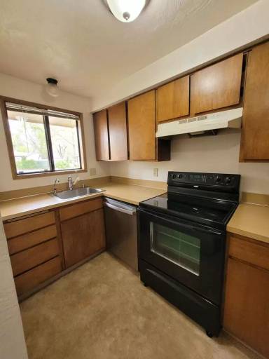 Main picture of 1434 Fetters Loop