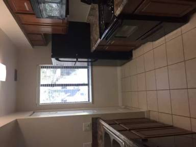 Main picture of 185 Waterfall Way