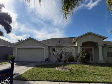 Main picture of 1743 Laramie Cir