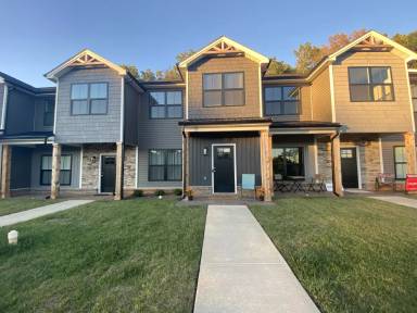 Main picture of Sunburst Villas
