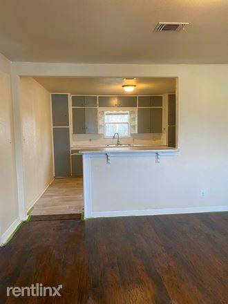 Main picture of 407 Baber St