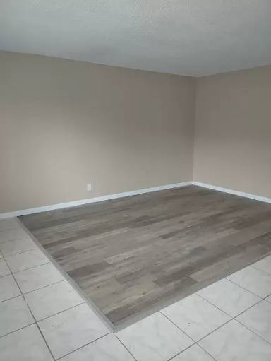 Main picture of 425 S 9th St