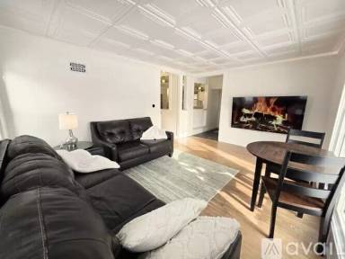 Main picture of 2830 W Roosevelt Dr