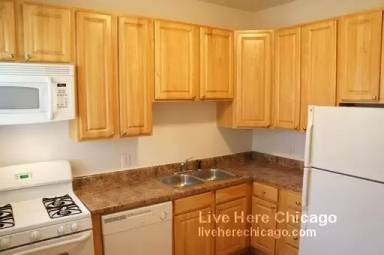 Main picture of 2457 N Spaulding Ave