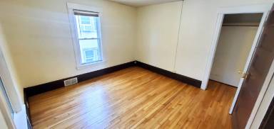 Main picture of 2309 Fillmore St NE