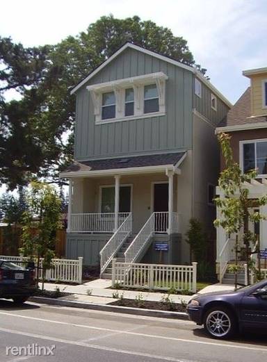 Main picture of 126 Azalea Dr