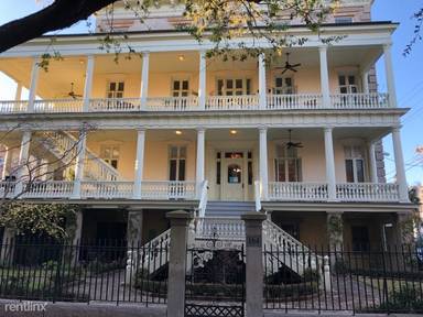 Main picture of 164 Wentworth St