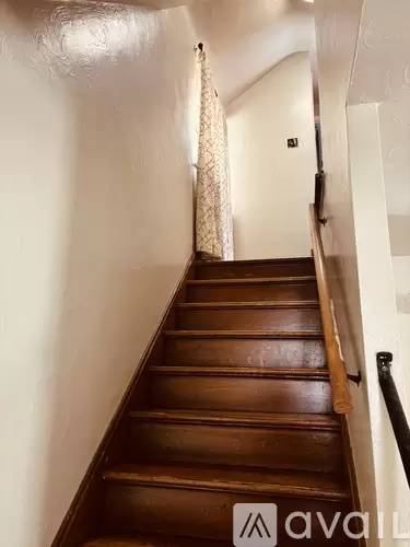Main picture of 205 Evaline St