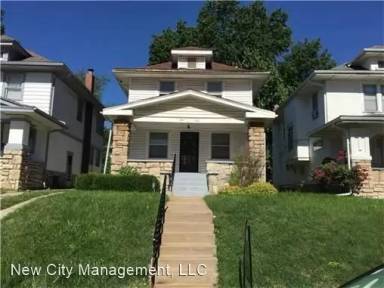 Main picture of 3902 College Ave