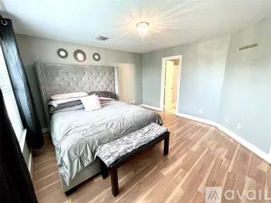 Main picture of 6117 Settlers Square Ln