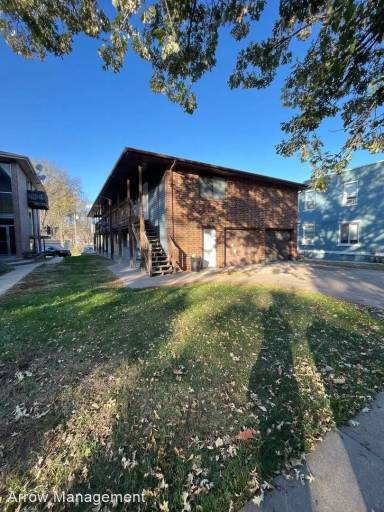 Main picture of 922 A St