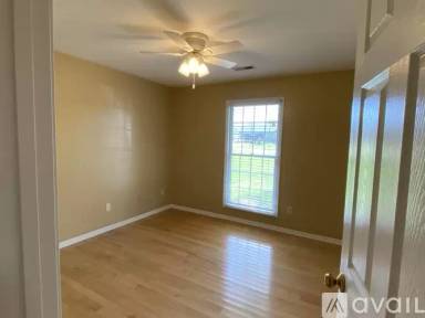 Main picture of 106 Lin Don Dr