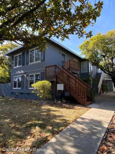 Main picture of 609 Rollins Rd