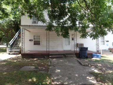 Main picture of 123 S Hope St