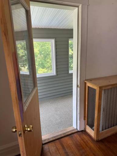 Main picture of 705 Hudson Ave