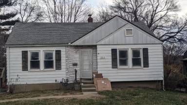 Main picture of 3213 S Ash Ave