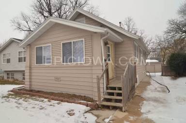 Main picture of 860 Oakland Rd NE