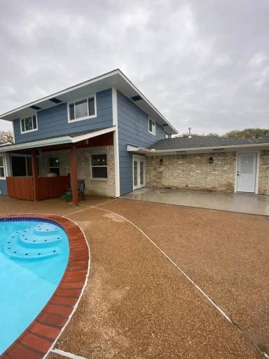 Main picture of 1313 Broadmoor Dr