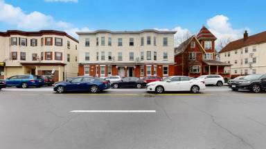 Main picture of 720 Morton St