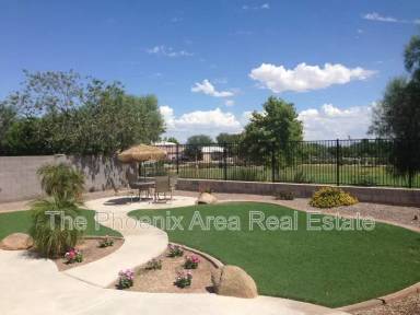 Main picture of 28567 N Clover Cir