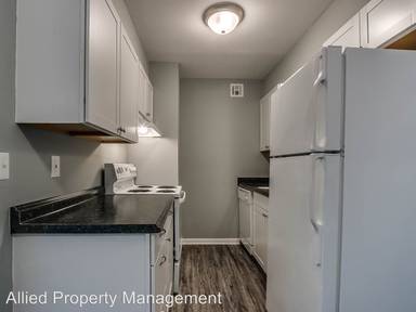 Main picture of 10 West Apartments