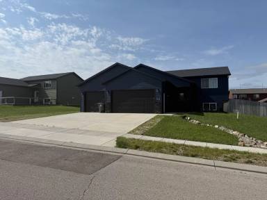 Main picture of 1215 Kodiak Dr